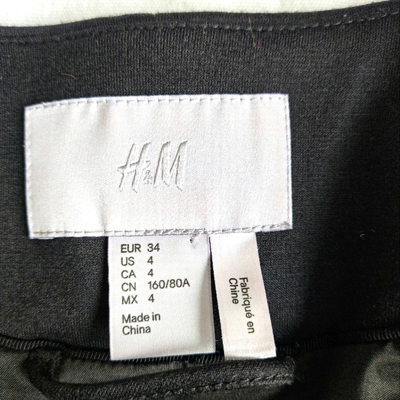 H&M Black Blazer - Picture 4 of 10